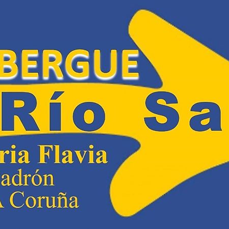 Albergue Cafeteria Rio Sar Падрон Экстерьер фото