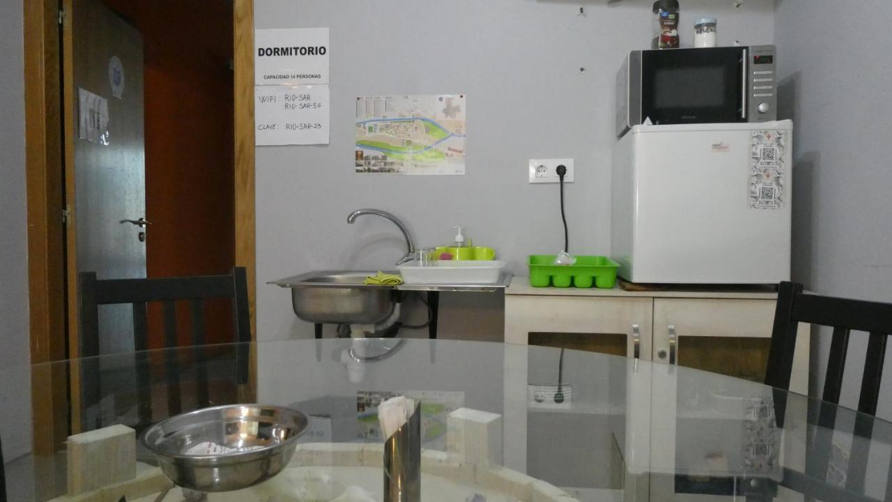 Albergue Cafeteria Rio Sar Падрон Экстерьер фото